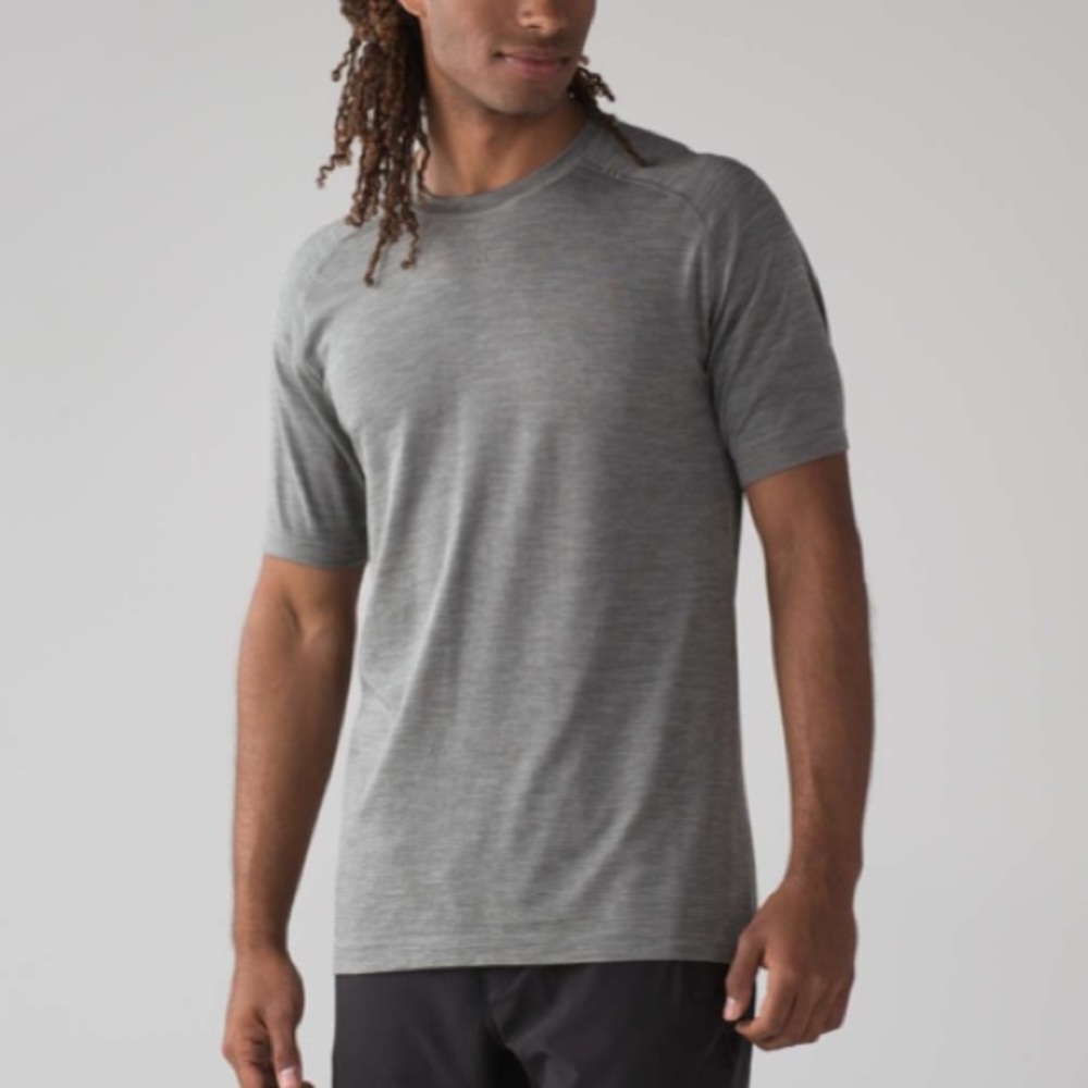 Lululemon Metal Vent Tech Short Sleeve